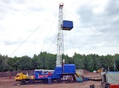 Modern Technologies for Drilling Small Diameter Horizontal Wells