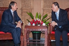 Rosneft Offers China Co-operation in the Sphere of LNG