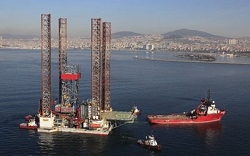 Gazprom Neft contracts drilling rig for geological exploration of Dolginskoye field